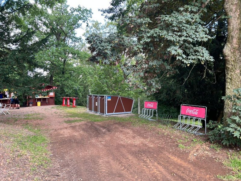 Bike Box - Zámek Zbiroh